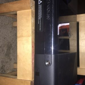 Xbox 360 (Cords and controller included)